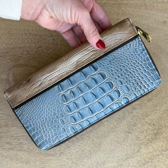 BRAHMIN Skylar Wristlet Wallet Blue Gold Croc Embossed Leather Zip Organizer EUC